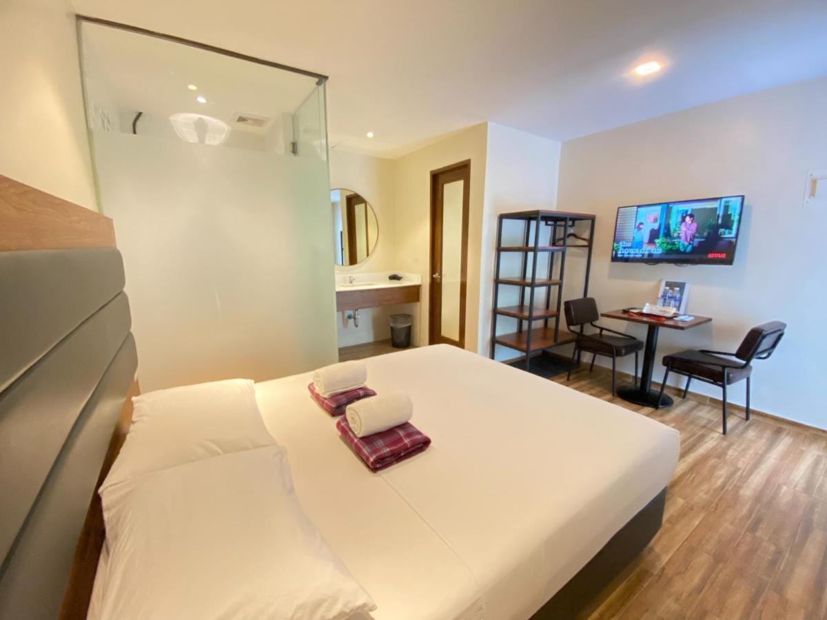The Hub District Garden Suites Pasay Exterior foto
